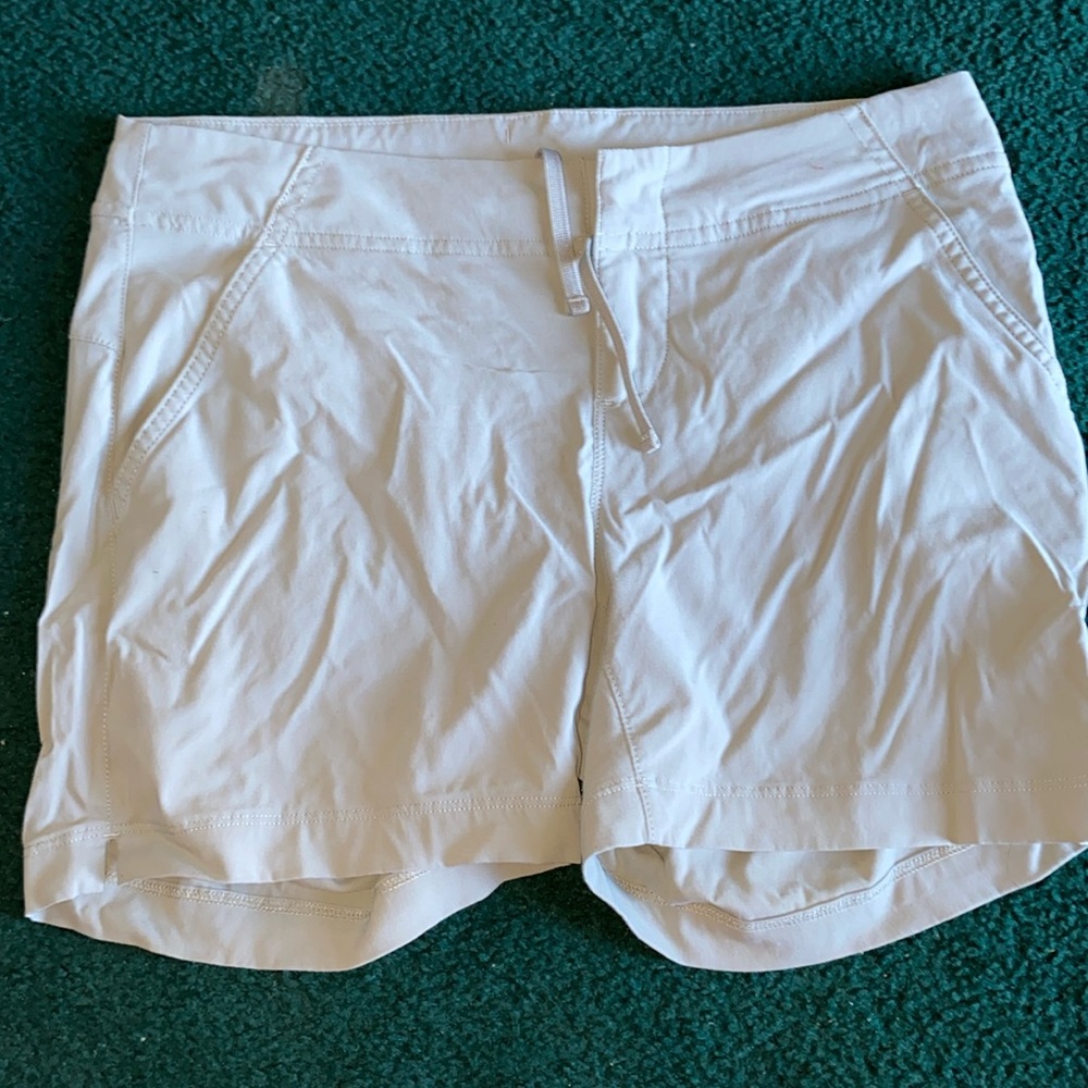 Gray shorts